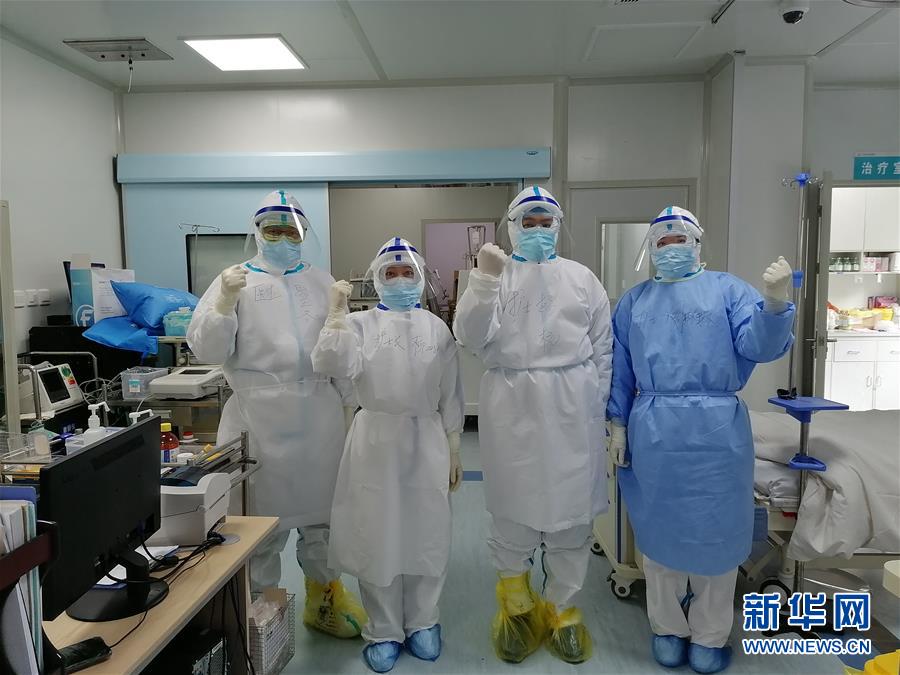 （聚焦疫情防控&middot;圖文互動(dòng)）（1）特寫：&ldquo;90后&rdquo;醫(yī)護(hù)情侶的抗疫堅(jiān)守