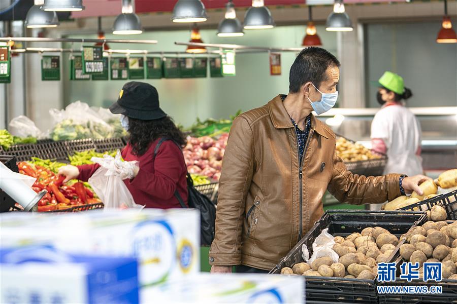 （新華全媒頭條&middot;圖文互動）（10）在艱難中重啟 在陣痛中復蘇&mdash;&mdash;湖北推動安全有序復工復產掃描