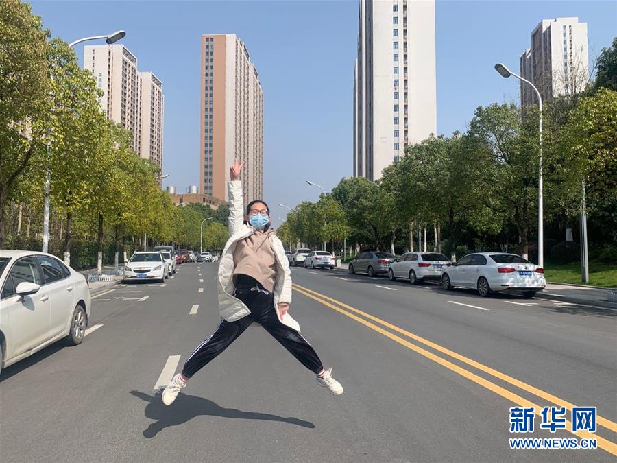 （一線抗疫群英譜&middot;圖文互動）（3）&ldquo;95后&rdquo;大學(xué)生郝鶯歌：退掉車票，她選擇直面病毒