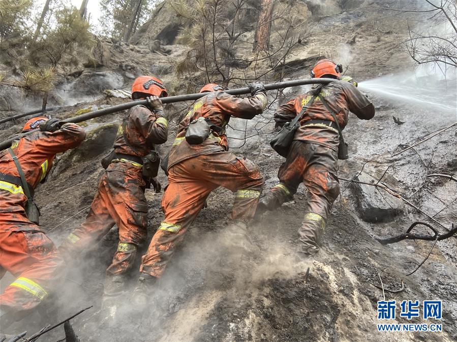 （圖文互動）（2）青春無悔，雪域林海我來守衛(wèi)——一位西藏森林消防大隊(duì)長十八年的“高原情”