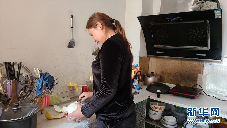 （決戰(zhàn)決勝脫貧攻堅(jiān)&middot;圖文互動(dòng)）（2）三個(gè)土家女人見證一口刀村搬遷史