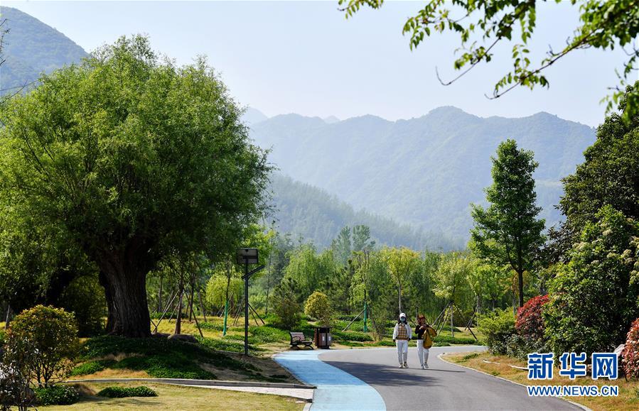 （新華全媒頭條&middot;圖文互動(dòng)）（8）循著習(xí)近平總書記的足跡，感受那山那水