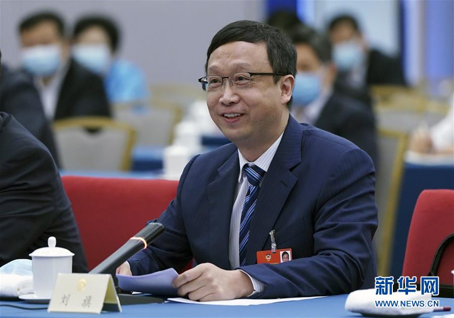 （新華全媒頭條&middot;圖文互動(dòng)）（4）從人民中汲取磅礴力量&mdash;&mdash;習(xí)近平總書記同出席2020年全國兩會(huì)人大代表、政協(xié)委員共商國是紀(jì)實(shí)