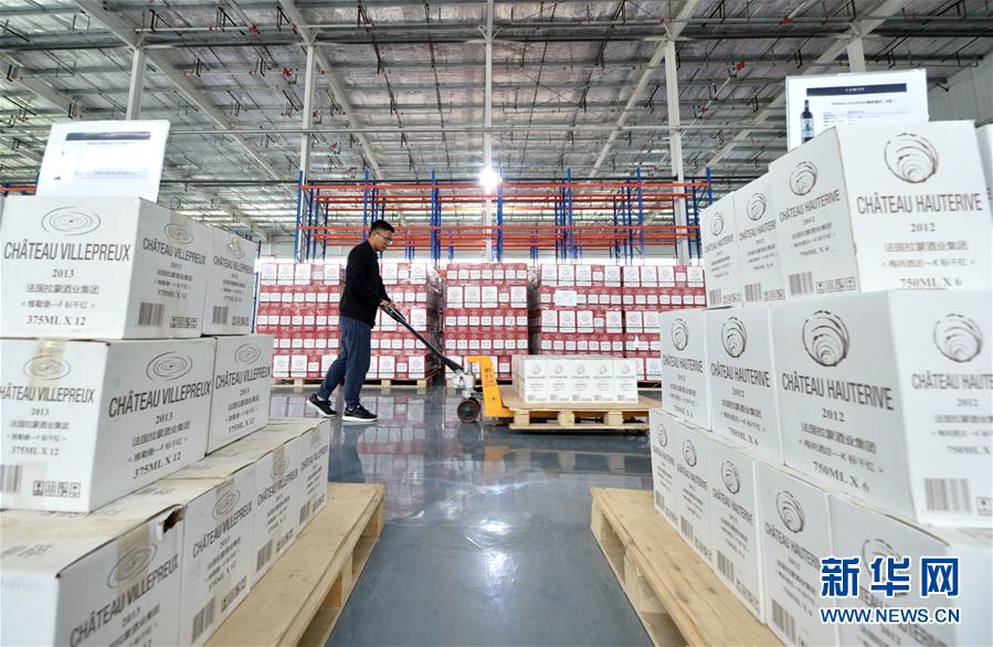 （新華全媒頭條&middot;兩會精神看落實&middot;圖文互動）（3）培育新機 開辟新局&mdash;&mdash;落實全國兩會精神激發(fā)經(jīng)濟發(fā)展新動能述評