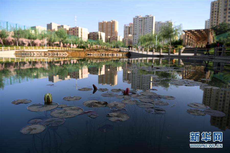 （決戰(zhàn)決勝脫貧攻堅(jiān)&middot;聚焦&ldquo;三區(qū)三州&rdquo;&middot;圖文互動(dòng)）（1）&ldquo;古老&rdquo;和田展現(xiàn)新時(shí)尚