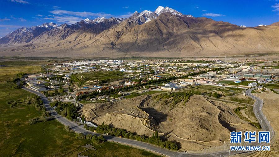 （新華全媒頭條&middot;圖文互動(dòng)）（2）飛吧，&ldquo;帕米爾雄鷹&rdquo;！