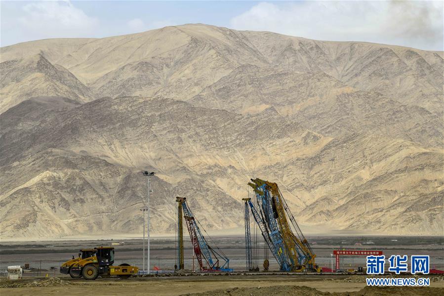 （新華全媒頭條&middot;圖文互動(dòng)）（4）飛吧，&ldquo;帕米爾雄鷹&rdquo;！