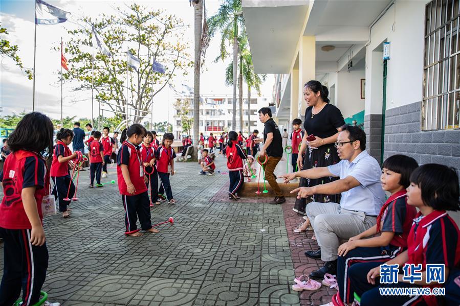 （走向我們的小康生活&middot;圖文互動）（1）從&ldquo;民生之盼&rdquo;到&ldquo;民生之變&rdquo;&mdash;&mdash;海南瞄準&ldquo;痛點&rdquo;發(fā)力建設幸福家園