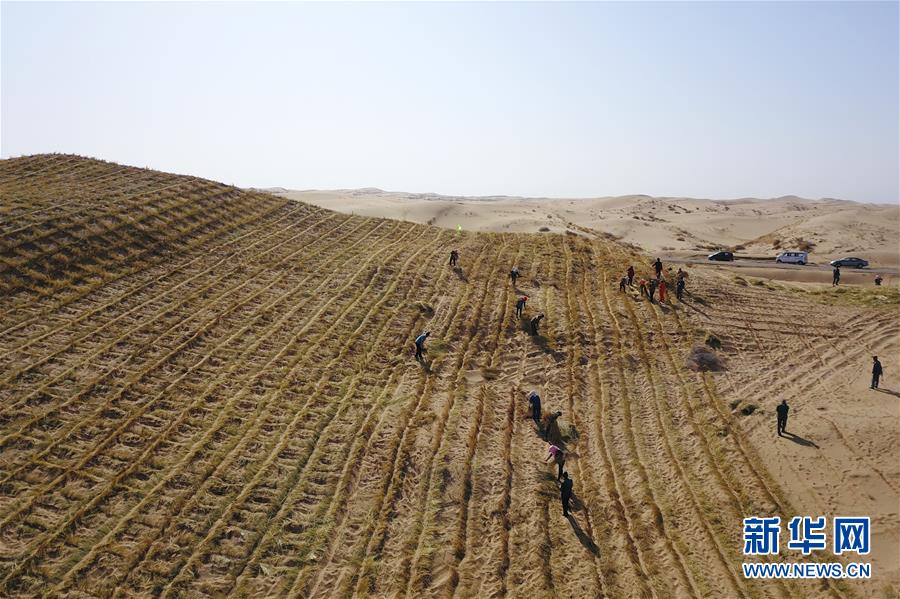 （在習(xí)近平新時代中國特色社會主義思想指引下&mdash;&mdash;新時代新作為新篇章&middot;習(xí)近平總書記關(guān)切事&middot;圖文互動）（6）綠色映底蘊，山水見初心&mdash;&mdash;生態(tài)優(yōu)先、綠色發(fā)展持續(xù)造福群眾美好生活