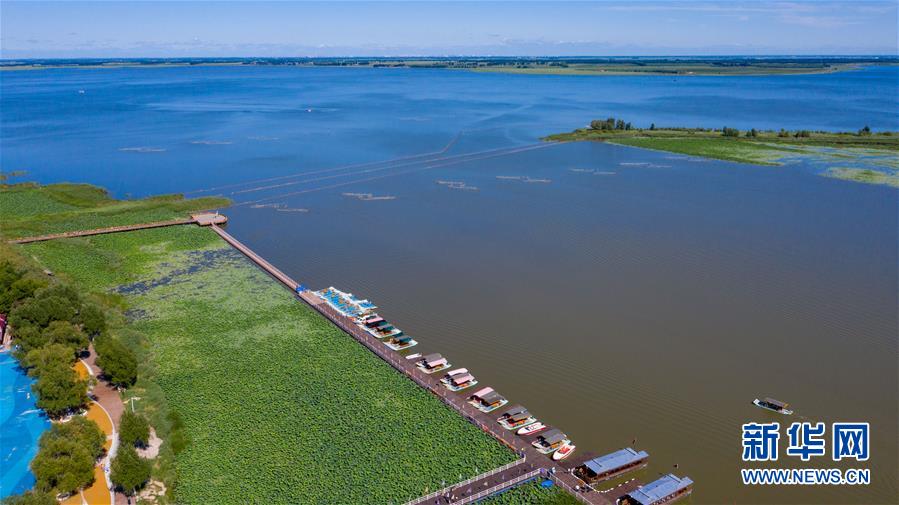 （在習(xí)近平新時代中國特色社會主義思想指引下&mdash;&mdash;新時代新作為新篇章&middot;習(xí)近平總書記關(guān)切事&middot;圖文互動）（7）綠色映底蘊，山水見初心&mdash;&mdash;生態(tài)優(yōu)先、綠色發(fā)展持續(xù)造福群眾美好生活