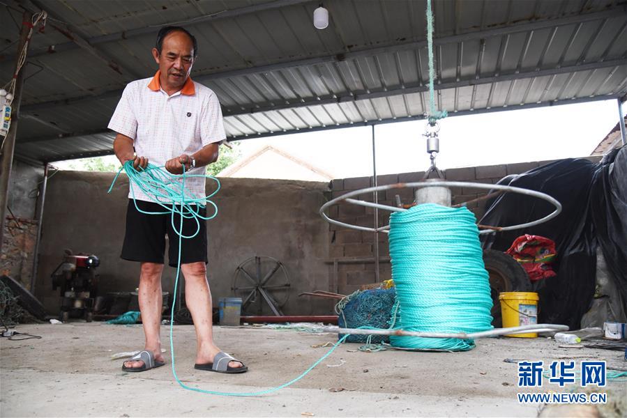 （走向我們的小康生活&middot;圖文互動(dòng)）（5）長(zhǎng)島漁民的扇貝喜事：從請(qǐng)客求人買到供不應(yīng)求