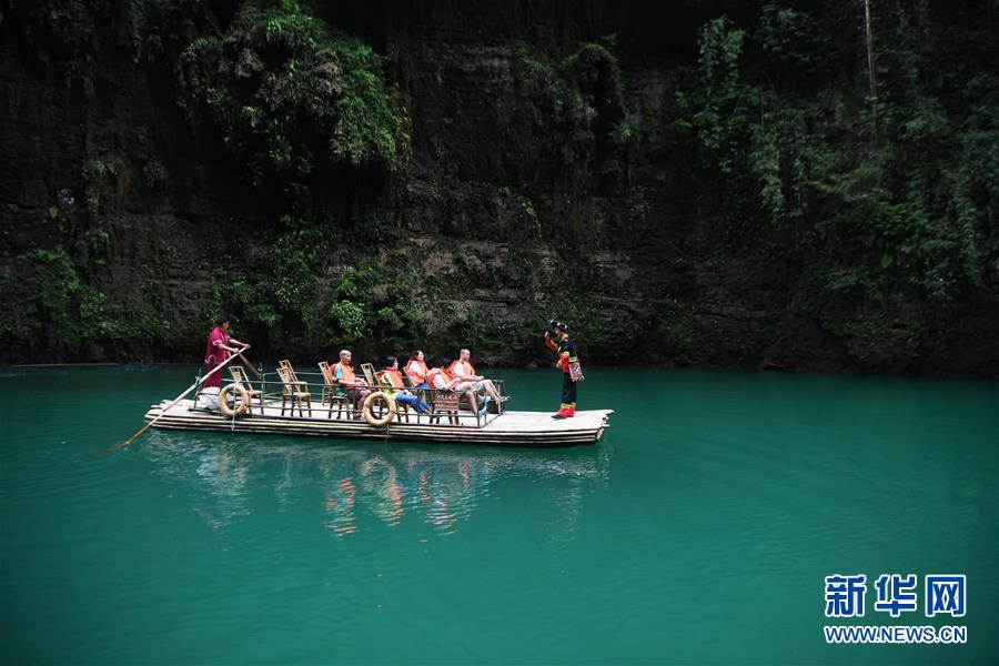 （新華全媒頭條&middot;走向我們的小康生活&middot;圖文互動(dòng)）（4）大城大鄉(xiāng)的&ldquo;幸福協(xié)奏曲&rdquo;&mdash;&mdash;重慶推動(dòng)高質(zhì)量發(fā)展創(chuàng)造高品質(zhì)生活紀(jì)事