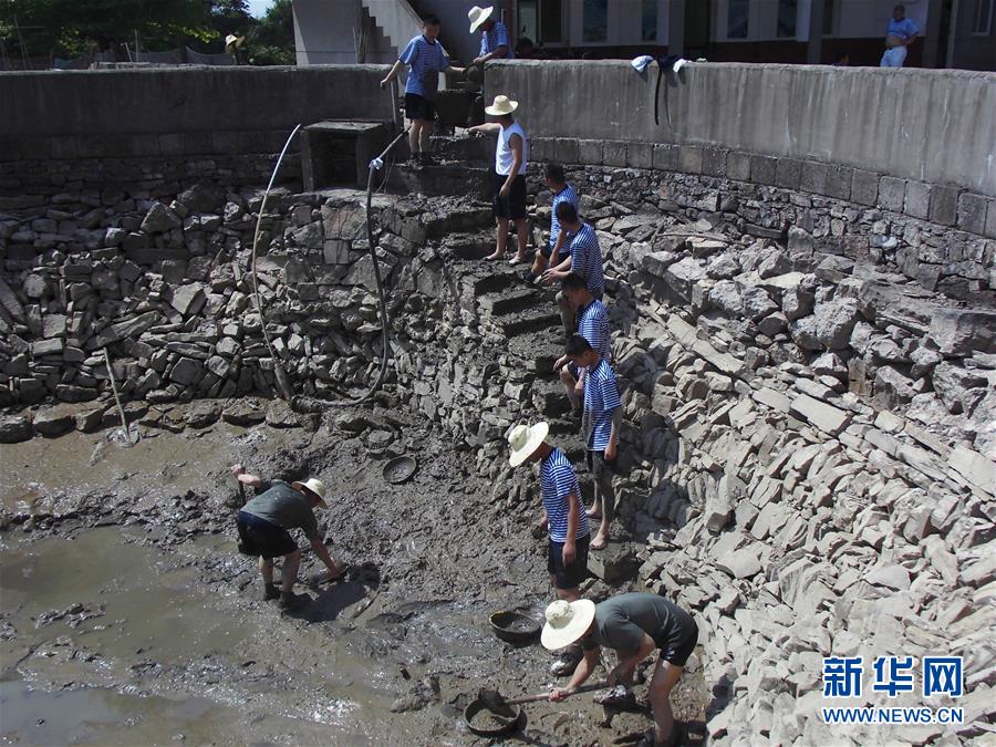 （圖文互動）（2）守護(hù)永不消逝的電波——記海軍參謀部某保障大隊(duì)南北山分隊(duì)