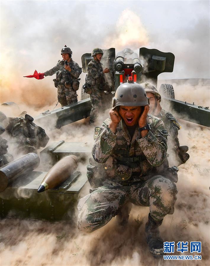 （新華全媒頭條&middot;圖文互動）（9）沿著中國特色強軍之路闊步前進&mdash;&mdash;黨中央、中央軍委領(lǐng)導(dǎo)推進國防和軍隊建設(shè)70年紀實