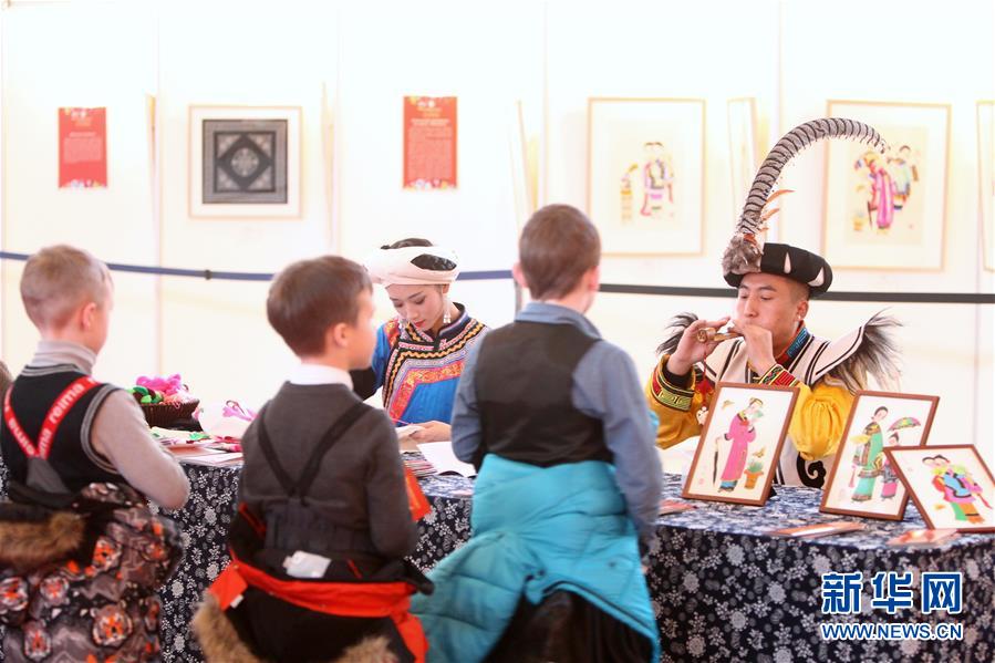 （新華全媒頭條&middot;出訪&middot;側(cè)記&middot;圖文互動(dòng)）（4）你好老朋友！開啟新時(shí)代！&mdash;&mdash;習(xí)近平主席和普京總統(tǒng)引領(lǐng)中俄全面戰(zhàn)略協(xié)作伙伴關(guān)系邁入新時(shí)代