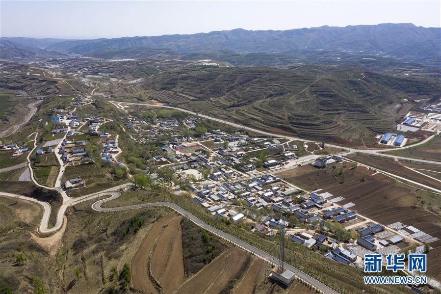 （新華全媒頭條&middot;圖文互動）（4）初夏，循著總書記的腳步探訪產(chǎn)業(yè)扶貧新事