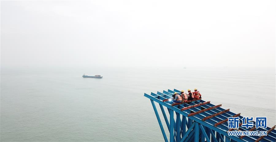 （在習(xí)近平新時代中國特色社會主義思想指引下&mdash;&mdash;新時代新作為新篇章&middot;習(xí)近平總書記關(guān)切事&middot;圖文互動）（2）新機(jī)遇、新引擎&mdash;&mdash;重大工程重大項目建設(shè)新動向觀察