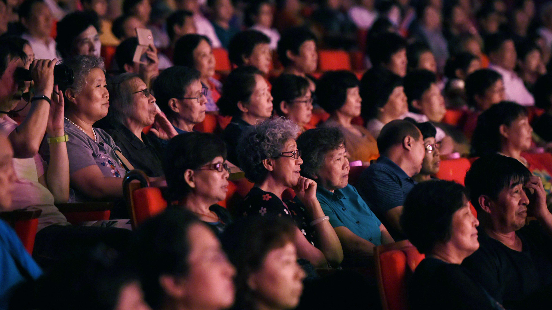 “市民音樂(lè)廳”啟動(dòng)儀式暨“藝術(shù)朝陽(yáng)”紀(jì)念長(zhǎng)征勝利80周年交響音樂(lè)會(huì)在京舉行