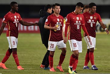 首戰(zhàn)主場0-0憾平浦項(xiàng)制鐵