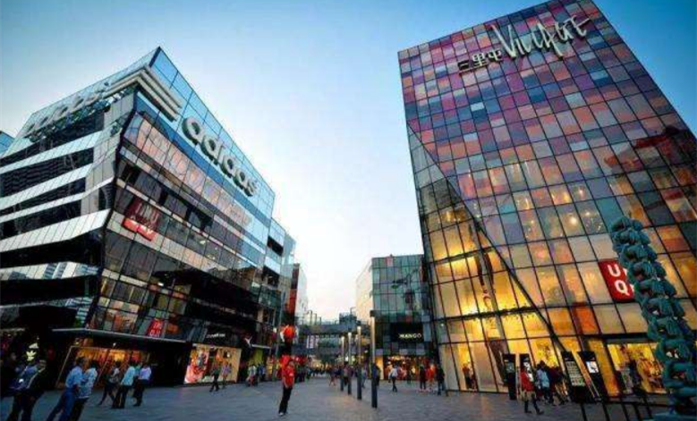 線(xiàn)下遭遇停業(yè)潮，球鞋市場(chǎng)如何自救？