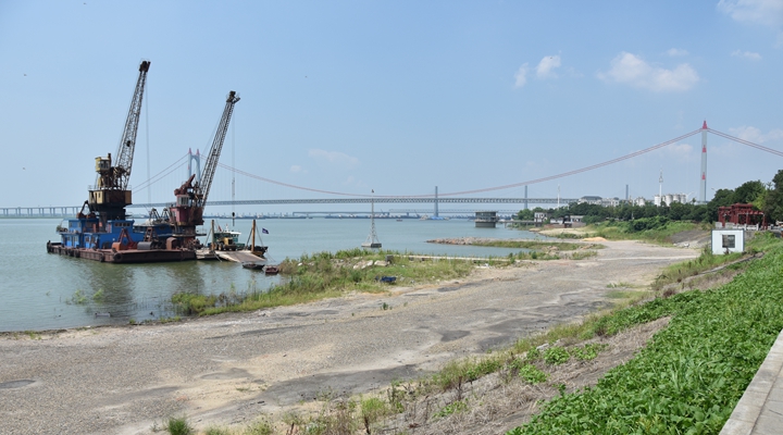 新華社評論員：扎實(shí)推動(dòng)高質(zhì)量發(fā)展