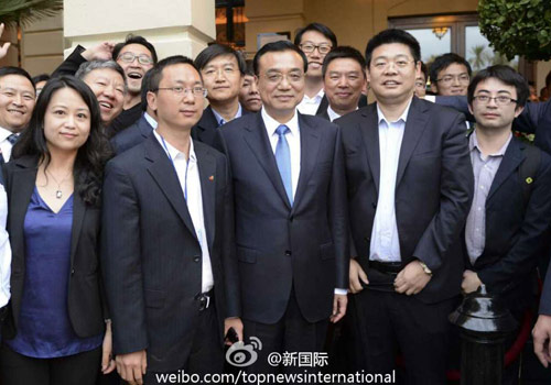 李克強(qiáng)：在非中企了解當(dāng)?shù)匚幕拍茉「?。圖片來(lái)源：&ldquo;新國(guó)際&rdquo;微博。