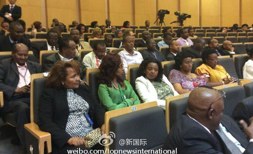 李克強(qiáng)即將在非盟總部發(fā)表演講，請(qǐng)柬&ldquo;一柬難求&rdquo;。圖片來源：&ldquo;新國(guó)際&rdquo;微博。