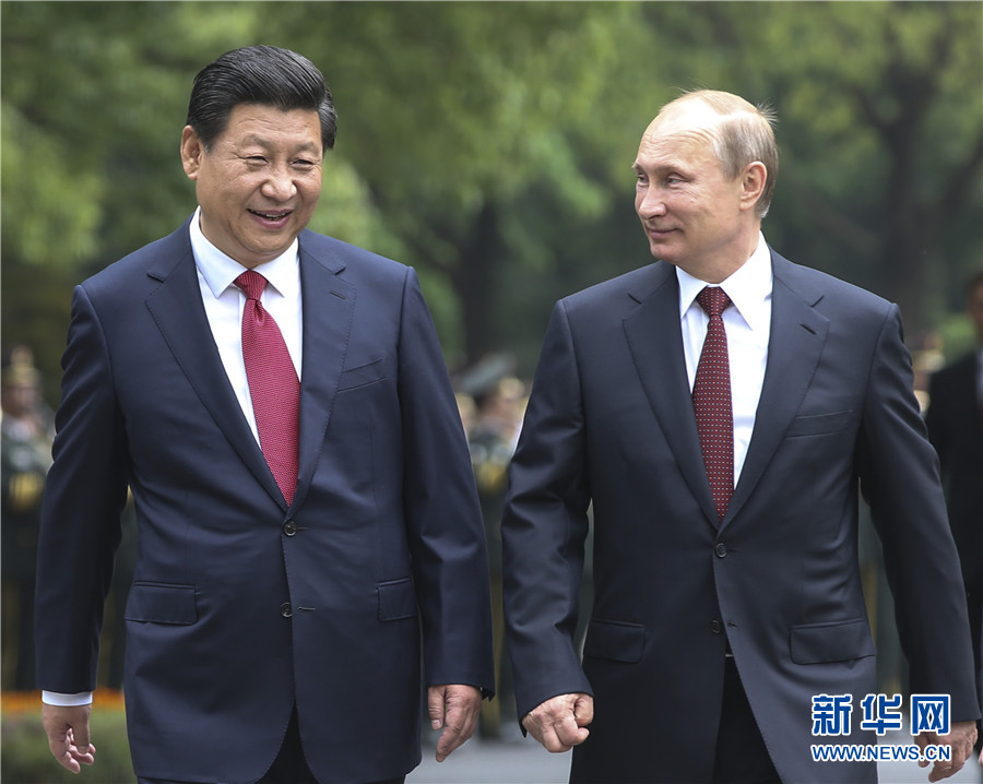 這是會談前，習近平在上海西郊會議中心廣場為普京舉行歡迎儀式。新華社記者 蘭紅光 攝 