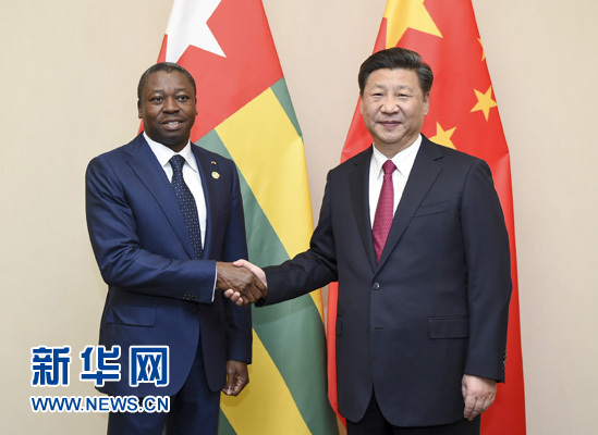 12月3日，國家主席習近平在約翰內斯堡會見多哥總統(tǒng)福雷。新華社記者 謝環(huán)馳 攝 
