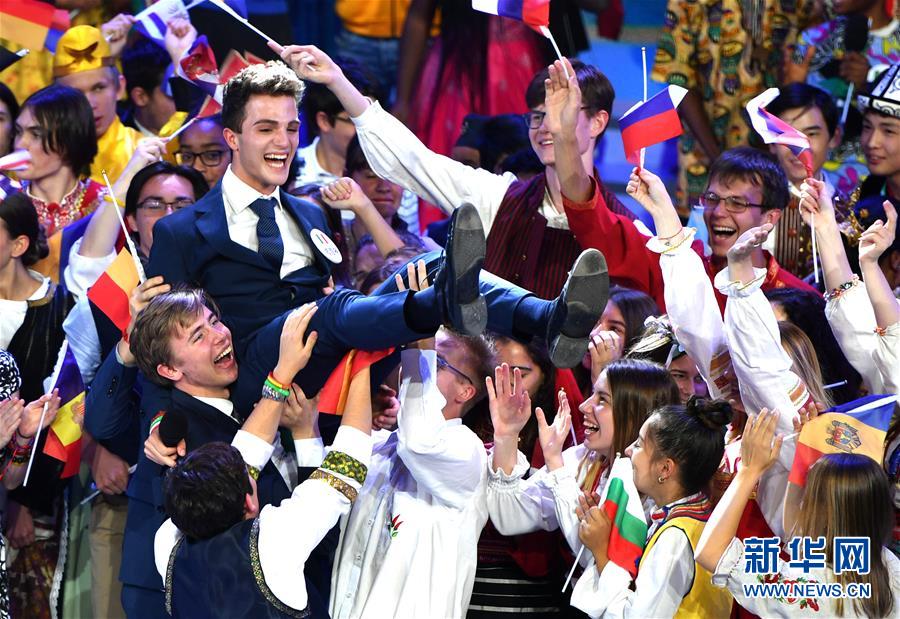 （文化）（5）第十二屆&ldquo;漢語橋&rdquo;世界中學(xué)生中文比賽決賽在鄭州落幕