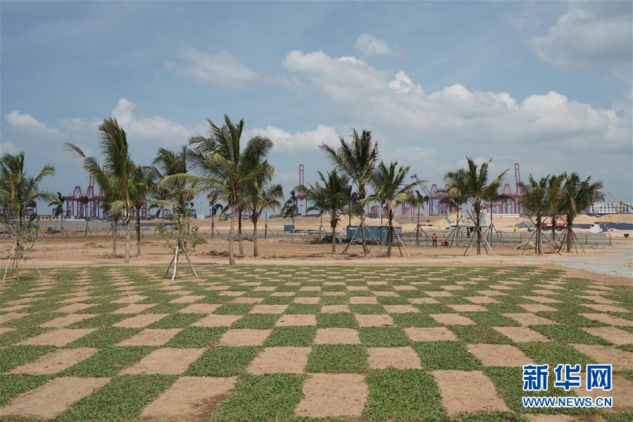 （國際&middot;圖文互動）（2）通訊：春節(jié)，&ldquo;是工期而不是假期&rdquo;&mdash;&mdash;記科倫坡港口城的中國建設(shè)者