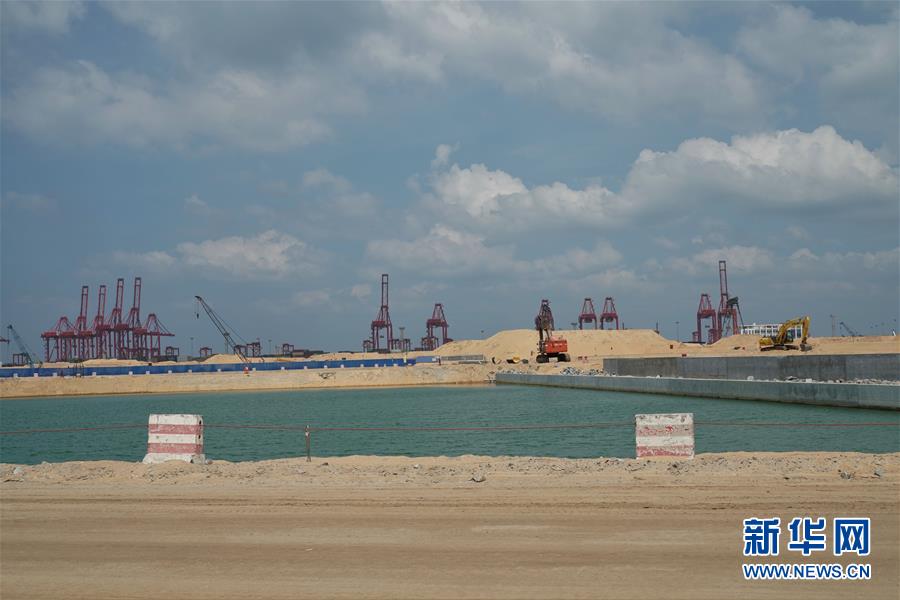 （國際&middot;圖文互動）（5）通訊：春節(jié)，&ldquo;是工期而不是假期&rdquo;&mdash;&mdash;記科倫坡港口城的中國建設(shè)者