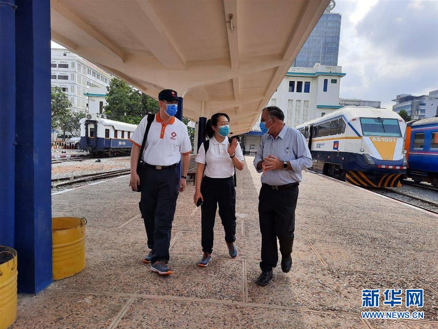 （國際疫情&middot;圖文互動）（8）&ldquo;工作忙碌又細(xì)致，經(jīng)驗豐富又專業(yè)&rdquo;&mdash;&mdash;一名柬埔寨青年眼中的中國援柬抗疫醫(yī)療專家組