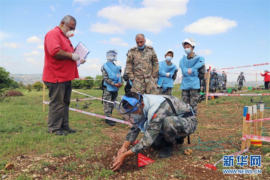 （XHDW·圖文互動）（2）中國赴黎維和官兵獲聯(lián)合國人道主義掃雷資質(zhì)