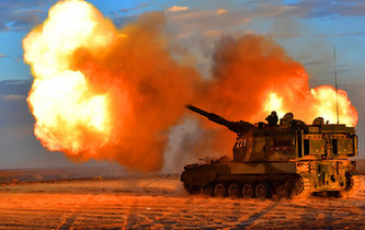 戈壁大漠上演自行火炮分隊(duì)對(duì)抗，場(chǎng)面霸氣！