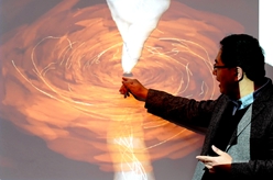 人類(lèi)首次&ldquo;看見(jiàn)&rdquo;的那個(gè)黑洞，有了偏振圖像